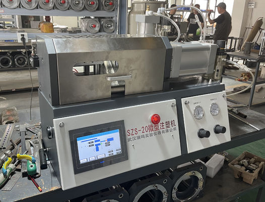 Yüksek Moleküler Malzeme İçin 2.2KW 6kg / H Lab Çift Vidalı Ekstruder